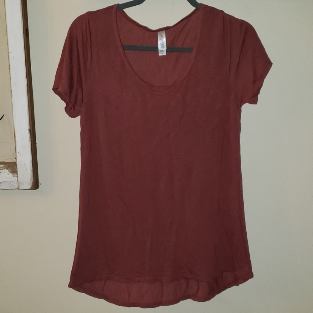 Lularoe Tshirt